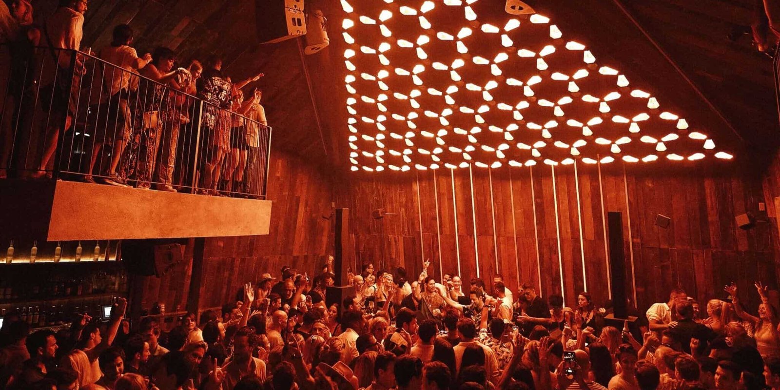 Top 5 Beach Clubs in The World