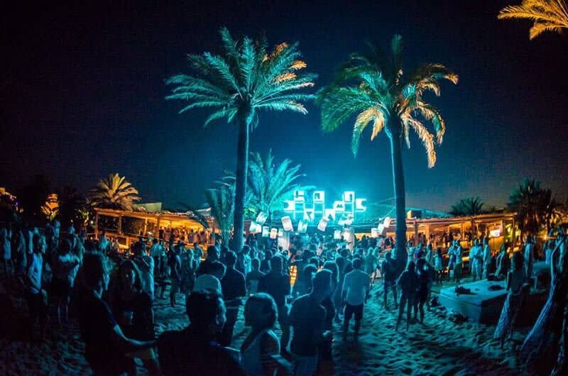 Top 5 Beach Clubs in The World