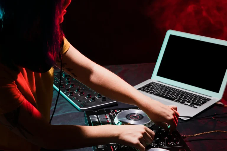 a Crash Course on DJ Poses 3 a Crash Course on DJ Poses