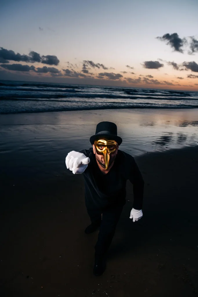 Interview With CLAPTONE
