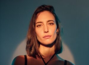 Amelie Lens Drops New Single “Falling For You” Amelie Lens Drops New Single “Falling For You”