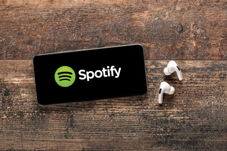 Spotify CEO Daniel Ek Earned $100 Million From Stock Sales 1 Spotify CEO Daniel Ek Earned $100 Million From Stock Sales