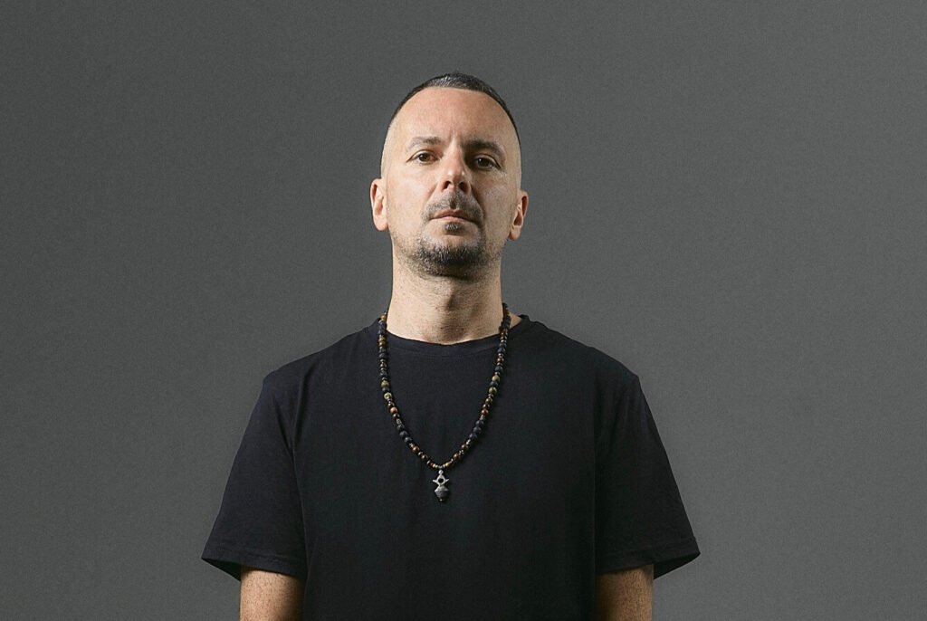 Deeplomatik Returns With “The Beginning” on Adesso Music