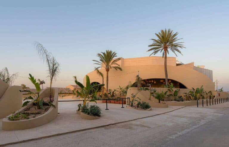 AMØK Club Mallorca Drops Star-Studded Summer 2025 Lineup With Ben Klock and Archie Hamilton 8 AMØK Club Mallorca Drops Star-Studded Summer 2025 Lineup With Ben Klock and Archie Hamilton - Featured Image