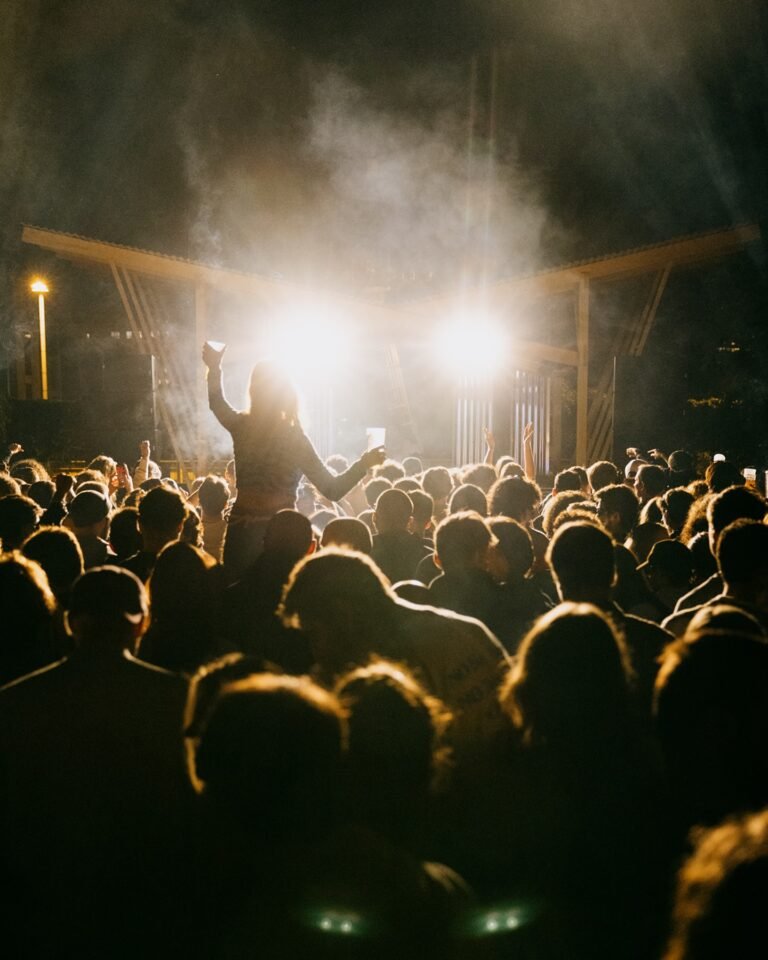 Contours Festival (Clichy, France) 2025