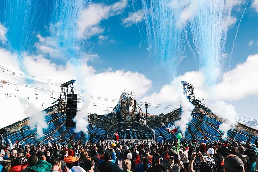 Tomorrowland Winter (Alpe d'Huez, France) 2026 – Techno Airlines