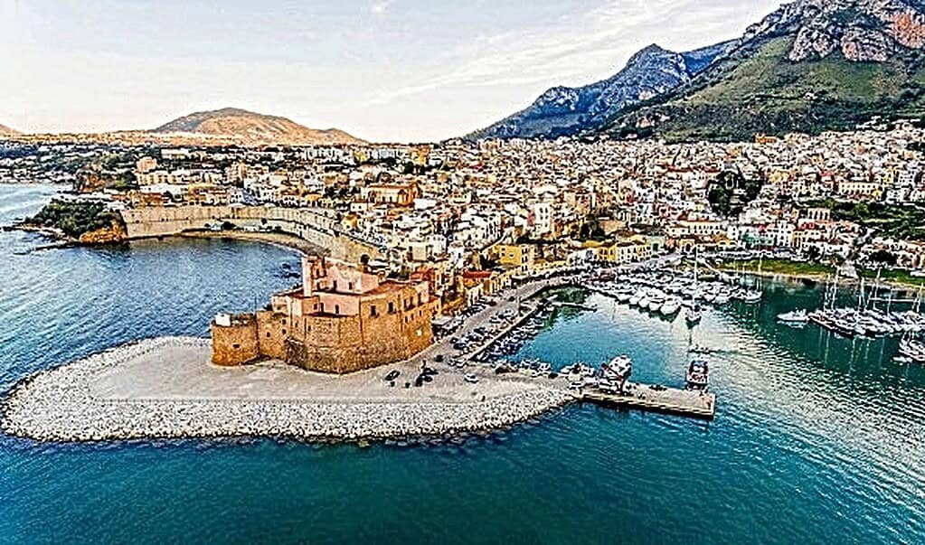 UNLOCKED Celebrates 15 Years with Its Most Ambitious Sicily Season Yet