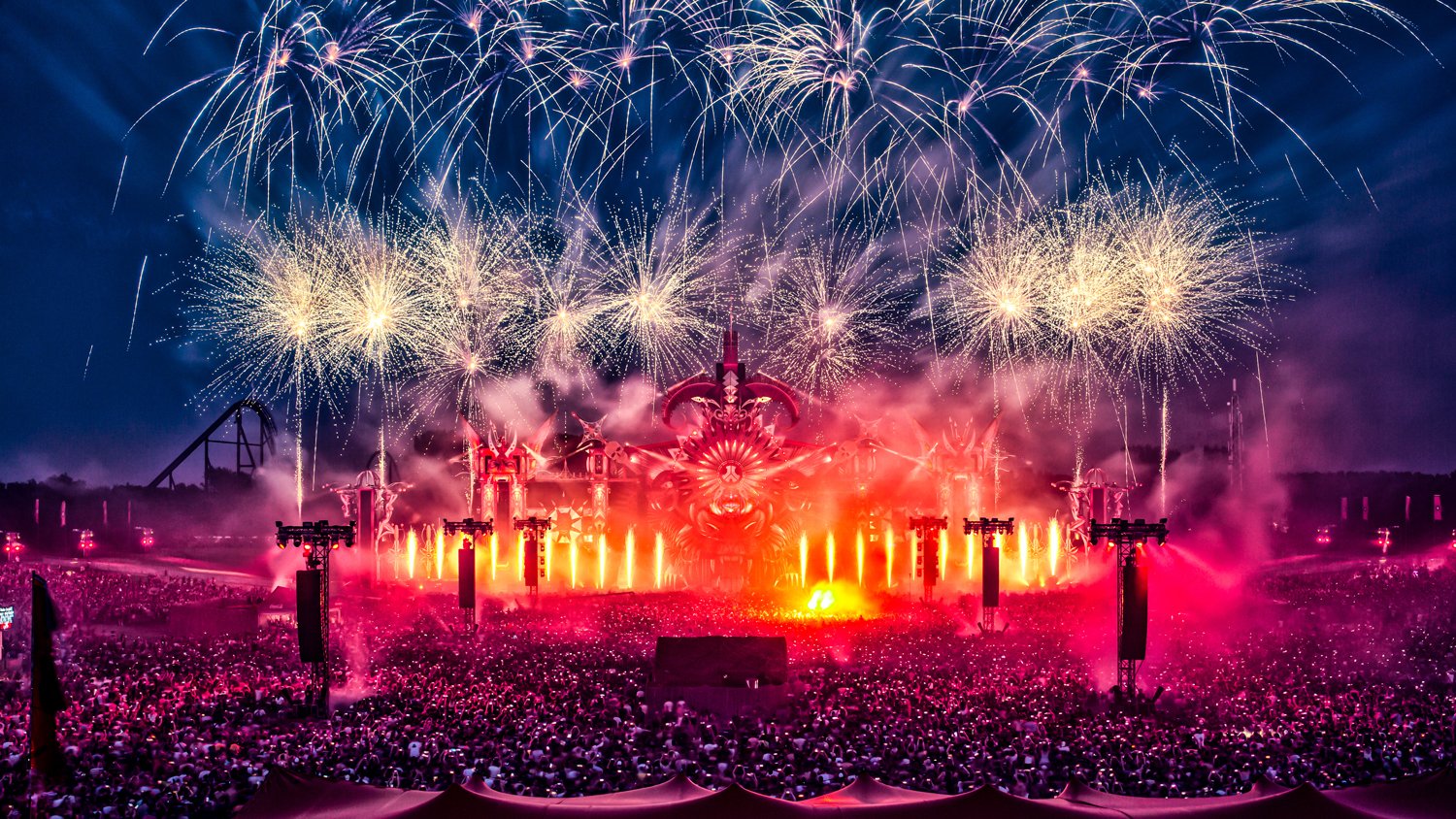 Defqon.1 Defqon.1 main stage and fireworks at Walibi Holland in Biddinghuizen, Netherlands