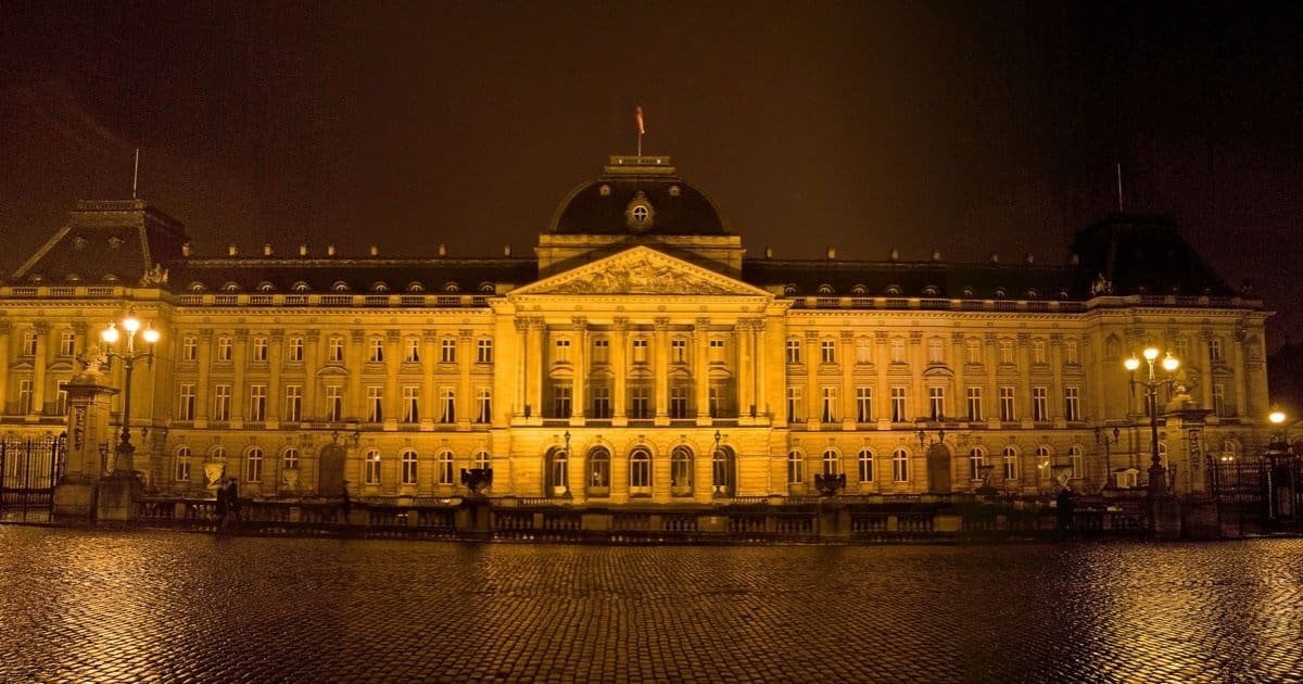 Royal Palace of Brussels lit at night, venue for the Eric Prydz b2b Boris Brejcha Royal Palace Open Air on 15 August 2026