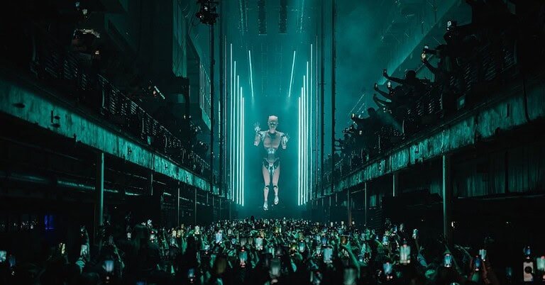 Anyma's humanoid Afterlife figure above the crowd at Printworks London, the visual at the centre of the İstanbul cancellation