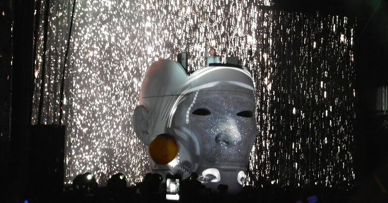 Avicii’s Full Tomorrowland 2011 Set Is Out: Where to Watch and Why Levels at 15 Matters