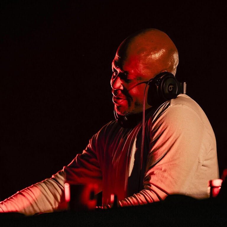 Robert Hood Robert Hood