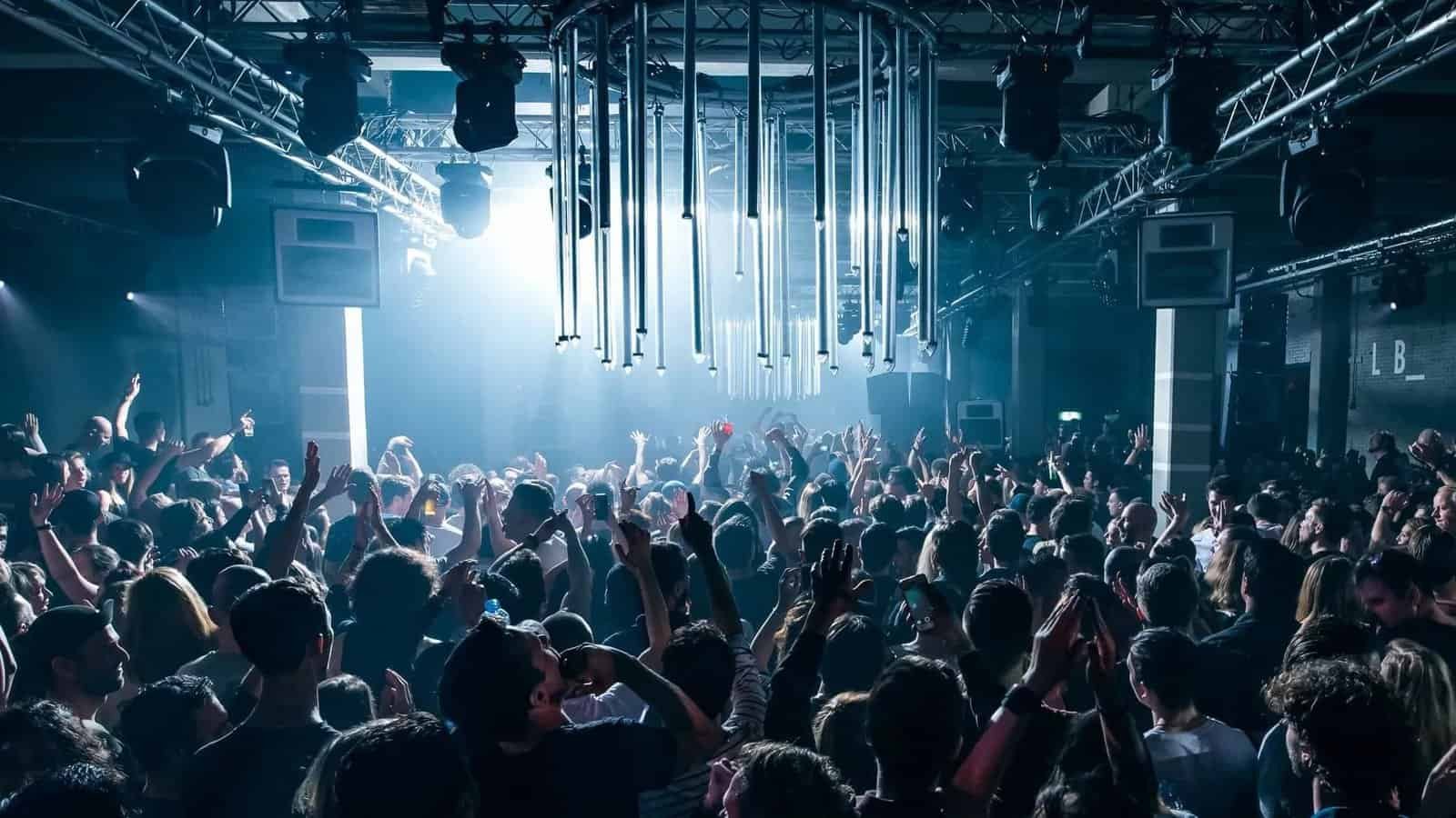 Crowd at Warehouse Elementenstraat in Amsterdam, venue for the SESH ADE 2026 show