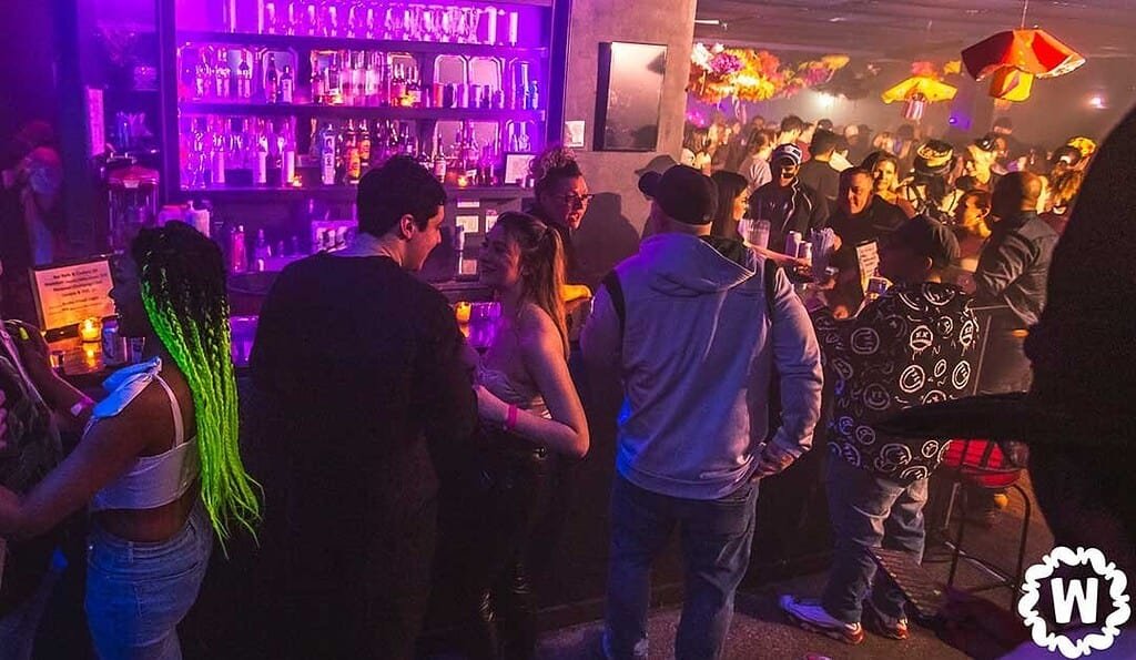 Wiggle Room, Toronto, Canada