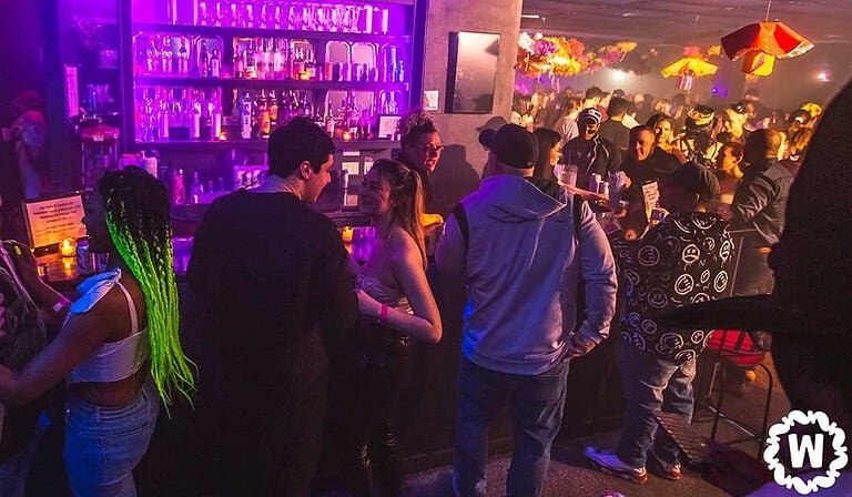 Wiggle Room, Toronto